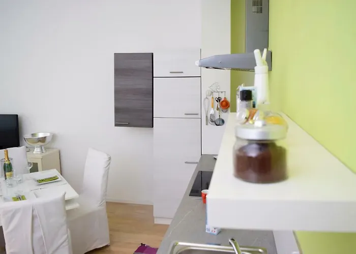 3 Zentrum , Kontaktloser Check In