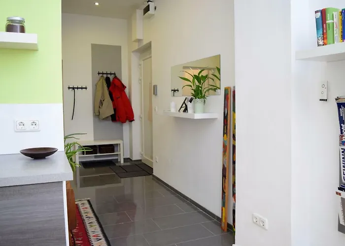 3 Zentrum , Kontaktloser Check In